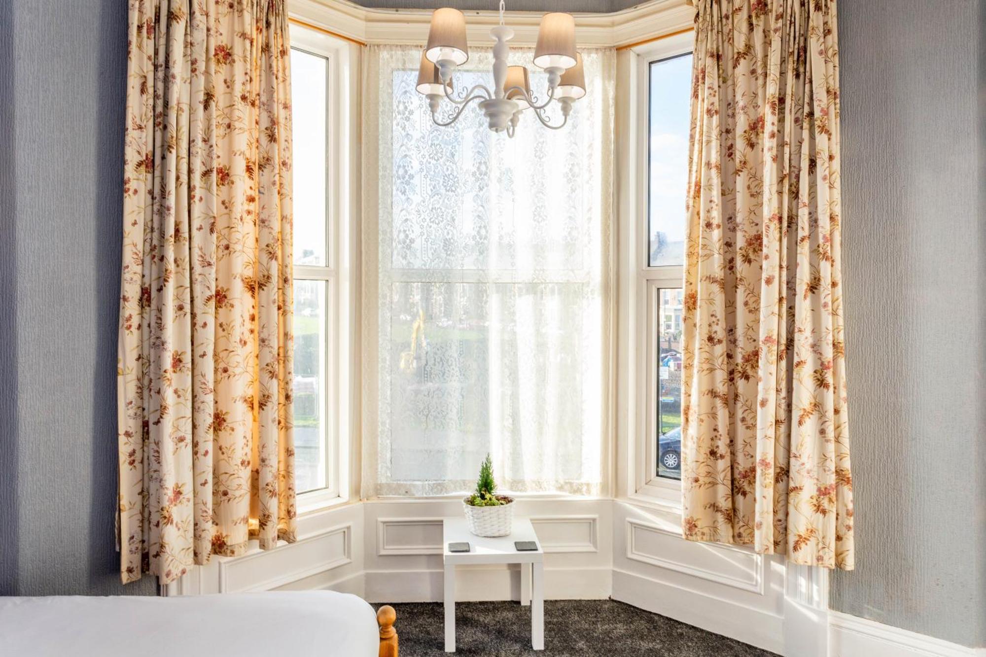 The Priory House Apartman Tynemouth Szoba fotó