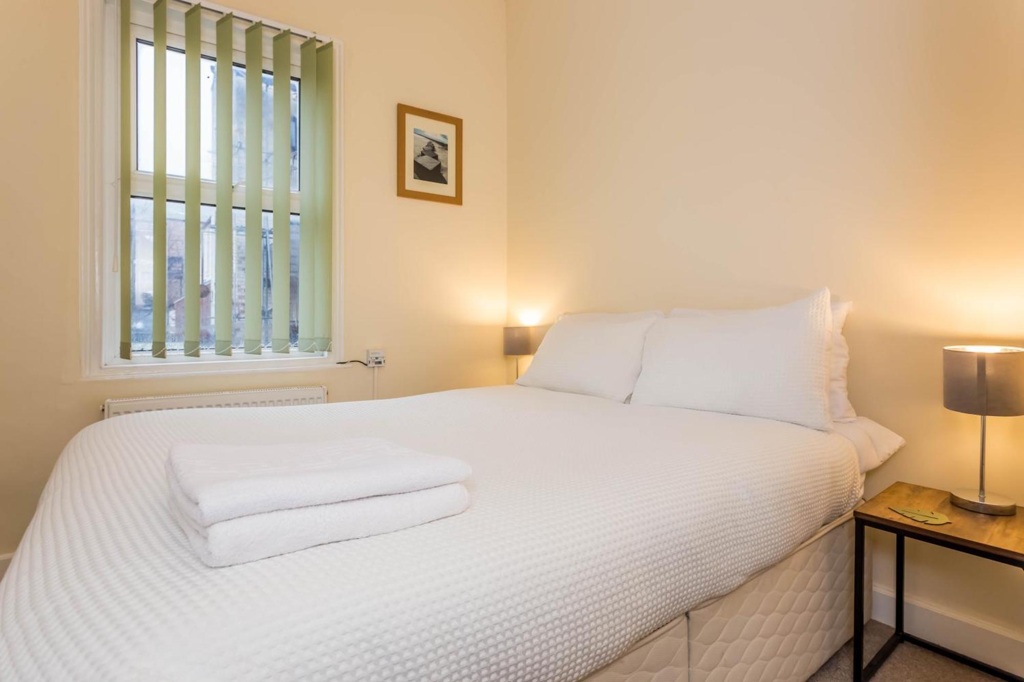The Priory House Apartman Tynemouth Szoba fotó